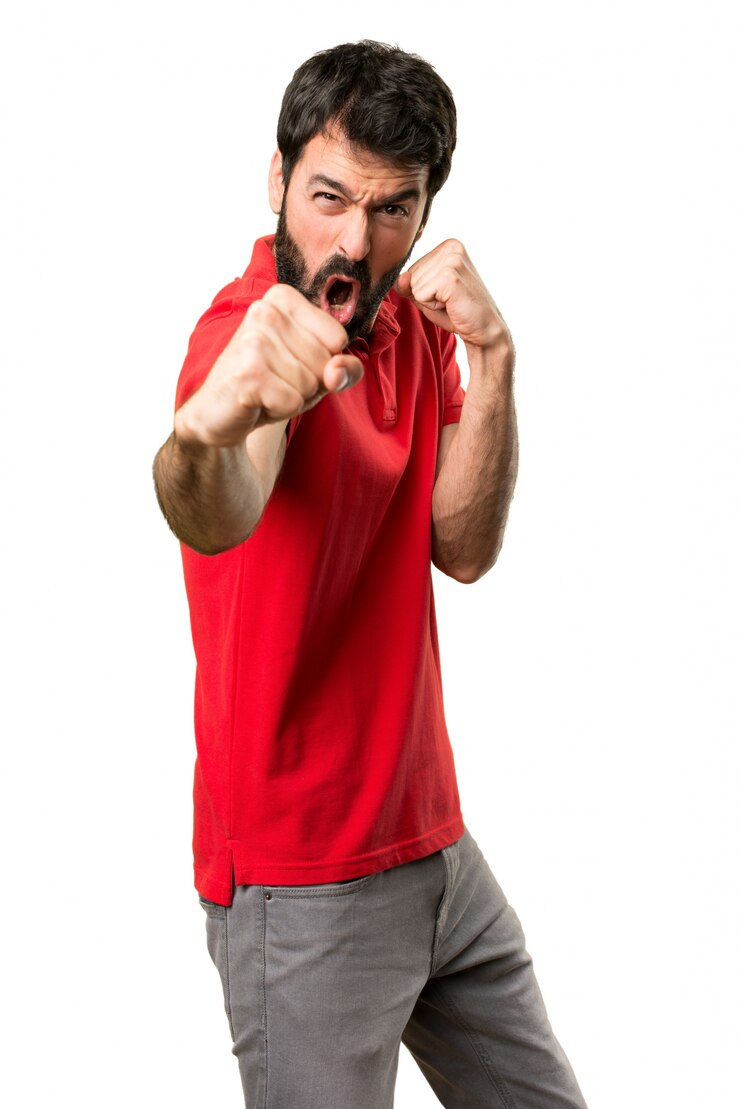Foto homem bonito lutando