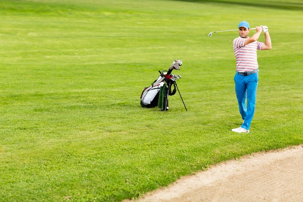 Homem, golfe jogando