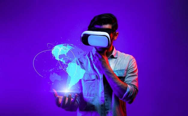 Homem habilidoso usando óculos VR para conectar conexão de rede global Deviation