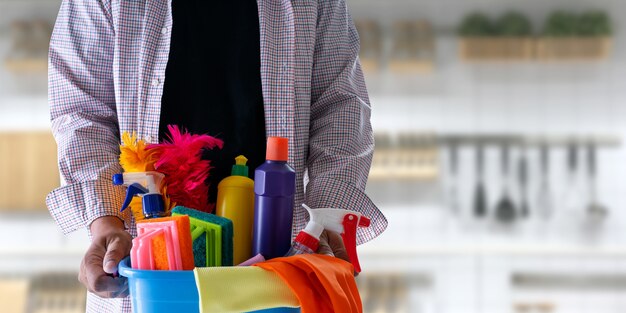 Foto homem, limpeza, serviço, conceito, sala limpa, e, escritório, ferramentas