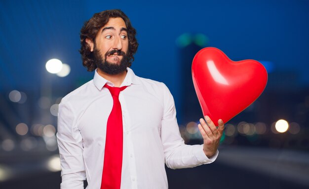 Homem louco novo no amor, conceito do dia de Valentim.