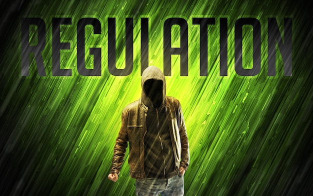 Homem misterioso com a inscrição REGULATION conceito de segurança on-line