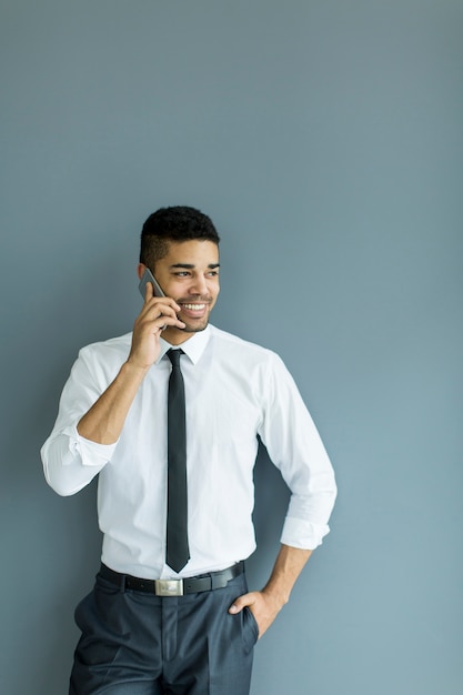 Homem negócios, com, um, telefone