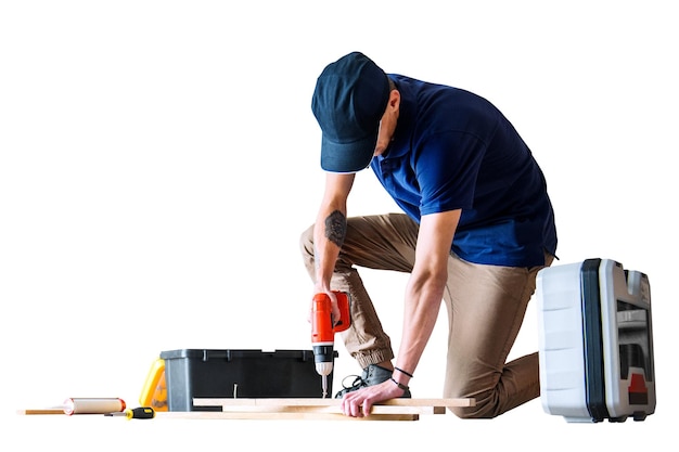 Homem png renovando a casa