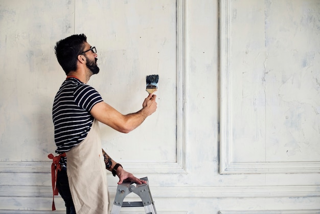 Foto homem, renovar, a, casa