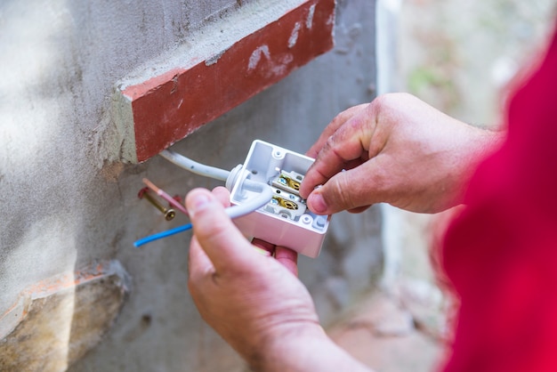 Homem, reparar, elétrico, instalação