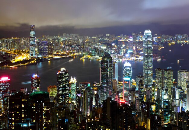 Foto hong kong por la noche