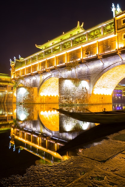 Hongqiao bridge fenghuang noite china
