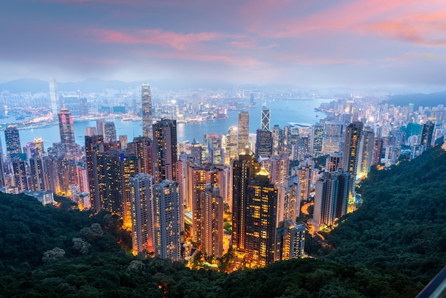 Foto horizonte de la ciudad de hong kong china desde el pico victoria