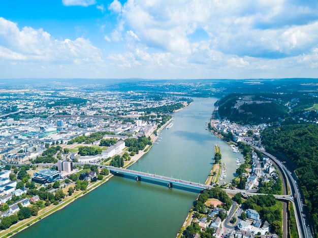 Horizonte de la ciudad de Koblenz en Alemania