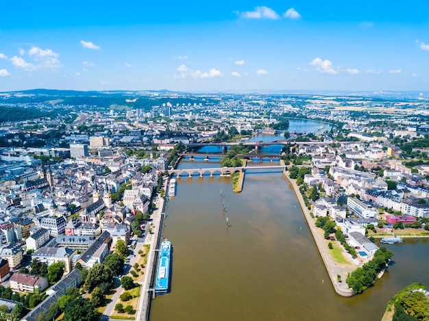 Horizonte da cidade de koblenz na alemanha