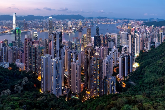 Horizonte de hong kong à noite