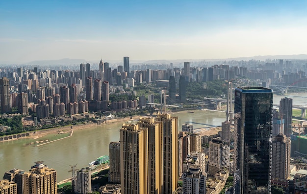 Horizonte de metrópole moderna, Chongqing, China,