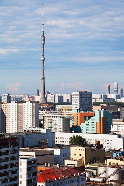 Horizonte de moscou com torre de tv