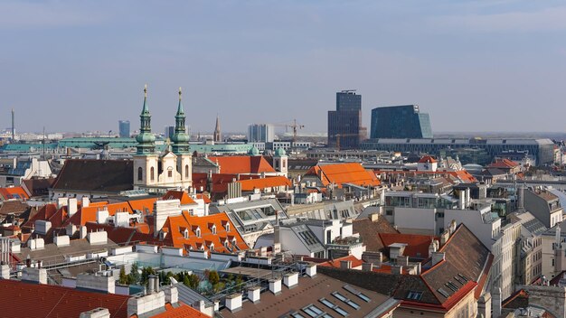 Horizonte de Viena, Áustria. Vista aérea de Viena. Áustria. Viena Wien é a capital e maior cidade da Áustria e um dos 9 estados da Áustria.