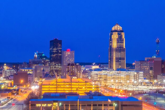 Foto el horizonte de des moines, iowa, en los estados unidos