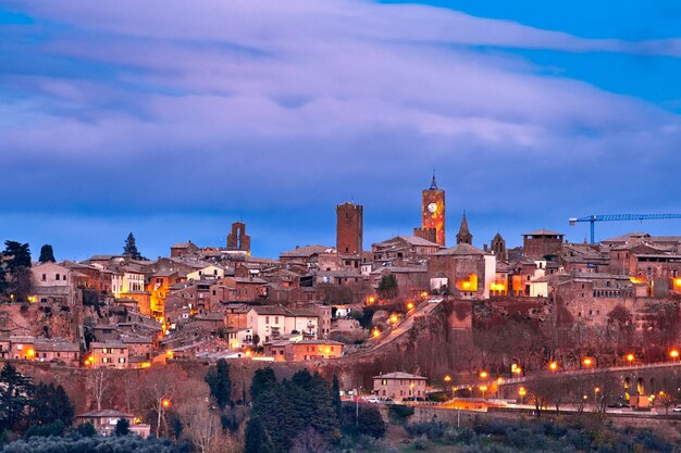 Horizonte medieval de Orvieto Umbria Itália