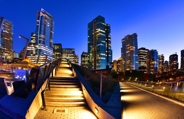 Horizonte de Vancouver al atardecer, Columbia Británica, Canadá