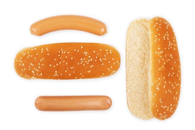 Hot-Dog-Brötchen auf weißem Hintergrund