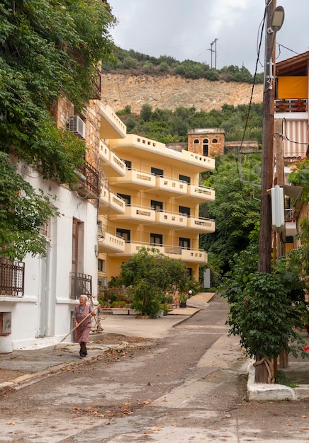 Hotel de la ciudad de vacaciones de Loutra Edipsou en la isla Evia en Grecia