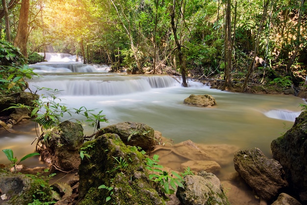 Huai Mae Khamin Wasserfall bei Kanchanaburi