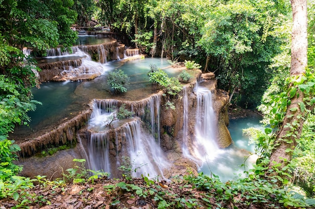 Foto huai mae khamin wasserfall berühmter ort in thailand