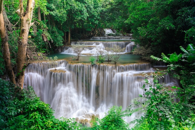 Huaimae Khamin Wasserfall Srisawat Bezirk Karnchanaburi Thailand