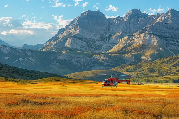 Hubschrauber warten auf Abenteuer in der Herbstgebirgslandschaft