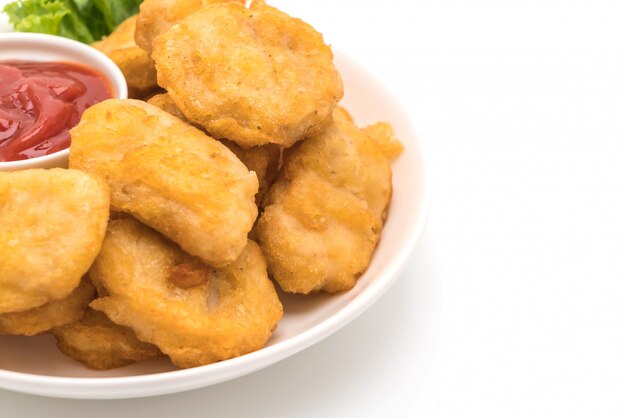 Hühnchen-Nuggets mit Sauce