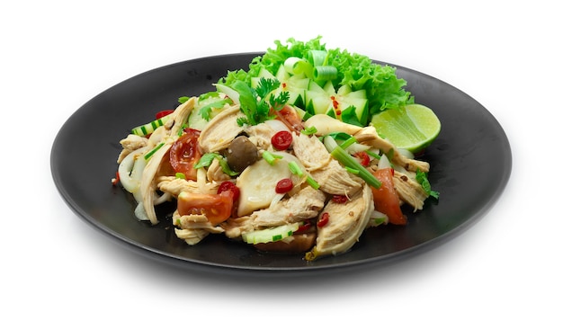 Hühnchen würziger Salat mit Gemüsegericht Thaicuisine Fusion Gesundes Cleanfood und Dietfood