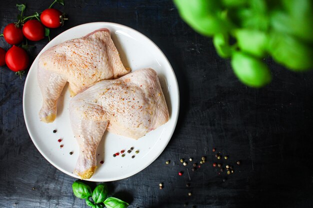 Hühnerbeine Knochen rohes Fleisch Geflügel Diätfutter