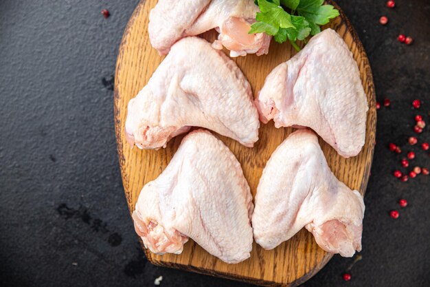 Hühnerflügel rohes Fleisch Geflügel frische Mahlzeit Snack Kopie Raum Essen Hintergrund