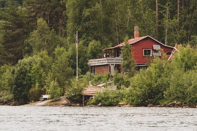 Hütte im Wald