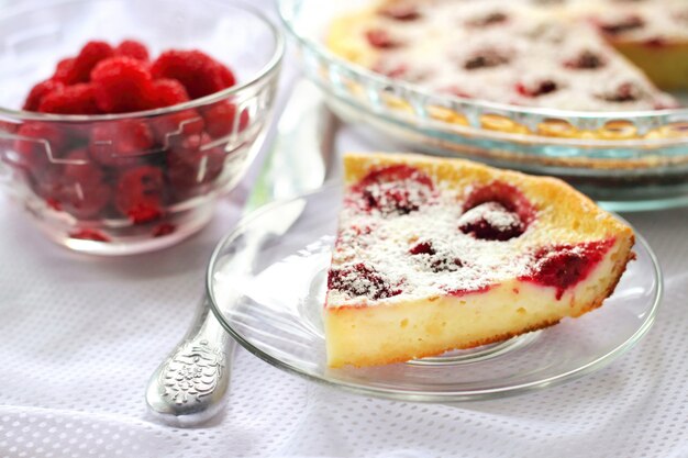 Hüttenkäsetorte mit Himbeeren