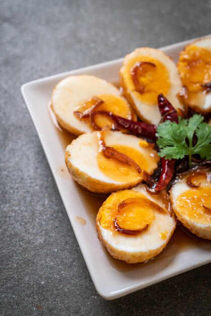 Huevo Frito con Salsa de Tamarindo