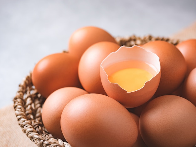 Huevos de gallina orgánicos ingredientes alimenticios