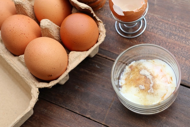 Huevos pasados ​​por agua sanos