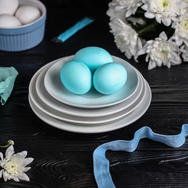 Huevos de pascua azul