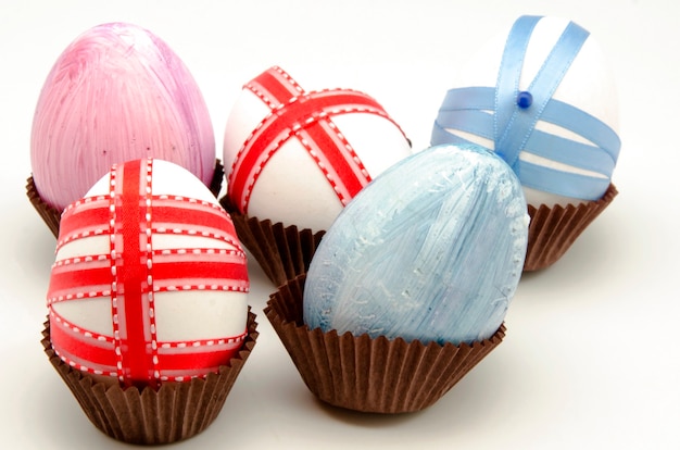 Foto huevos de pascua decorados