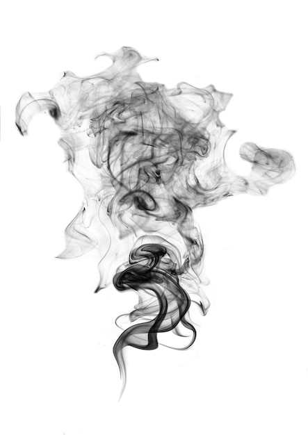 Humo abstracto aislado sobre un fondo blanco.