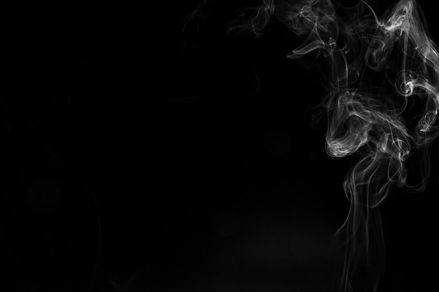 Humo, fondo negro