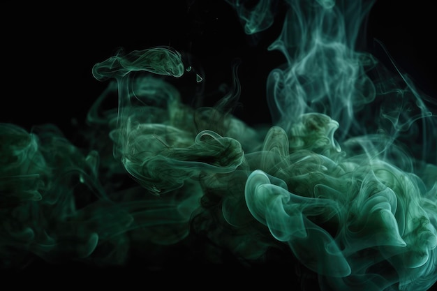 Humo verde en un fondo negro con un fondo negro