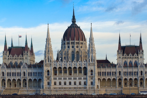 Hungria, Budapeste, Parlamento, vista do rio Danúbio