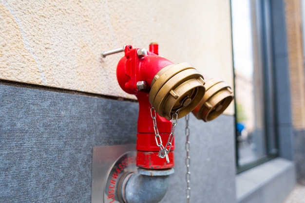 Hydranten in Deutschland. Brandschutz in der Stadt.