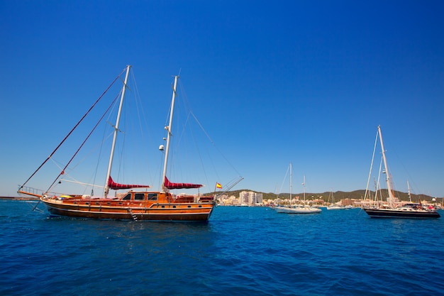 Ibiza San Antonio Abad Sant Antoni de Portmany veleros