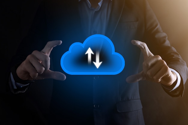 Icono de nube de retención de empresario
