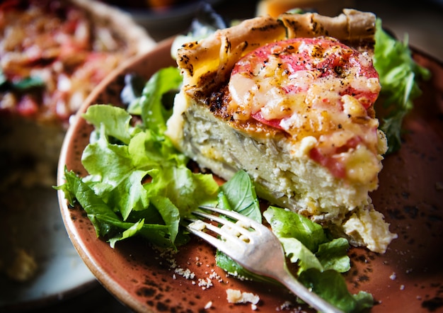 Idea de receta de foto de comida de quiche de champiñones