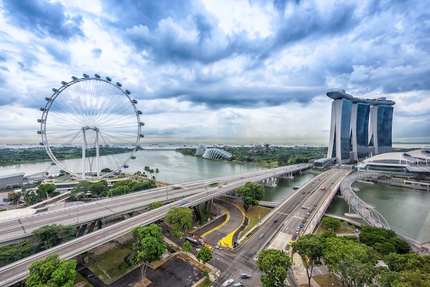 Ideia de olhos de pássaro da skyline da cidade de Singapura em Singapura.