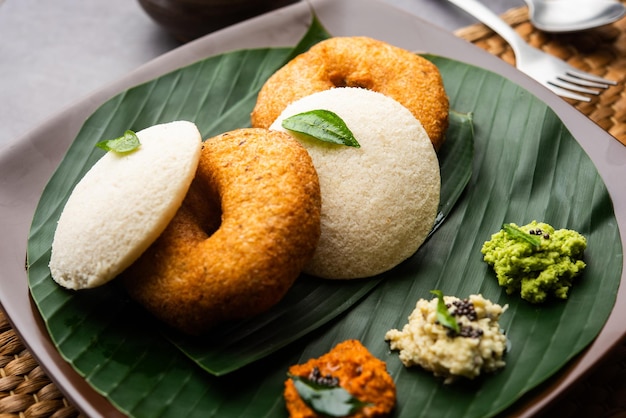 Idli Vada Sambar