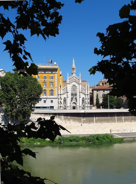 La iglesia antigua en Roma Italia